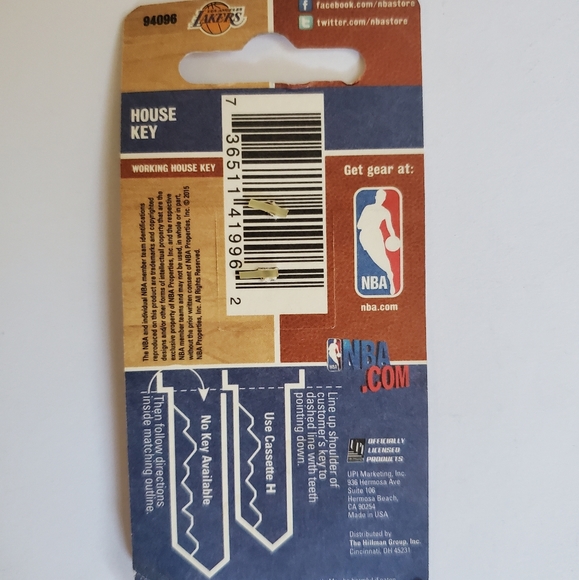 Lakers - Picture 3 of 3